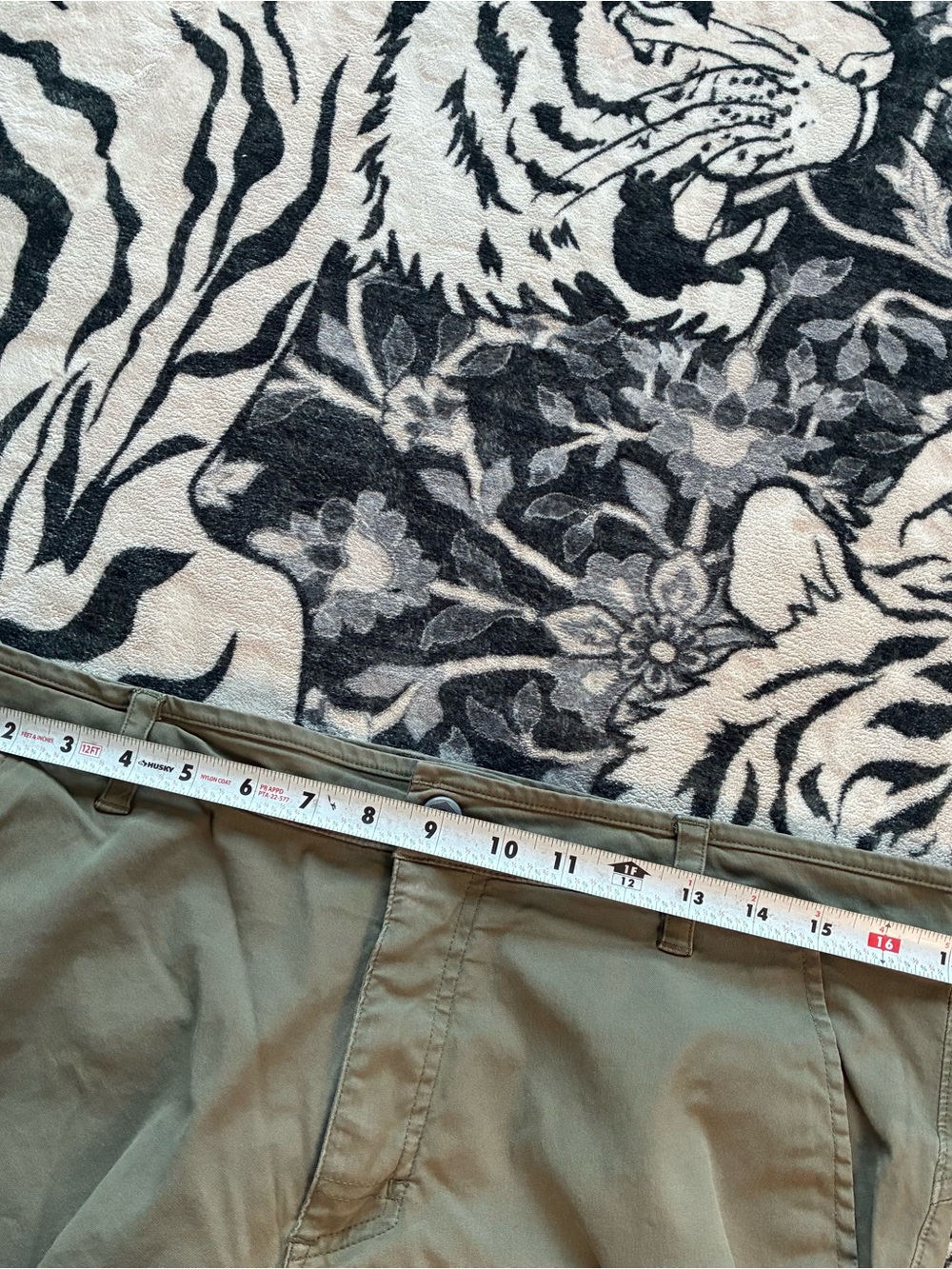 010 - MOUNTAIN HARDWEAR OUTDOORS HIKING TRAIL PANTS - Picture 8 of 8